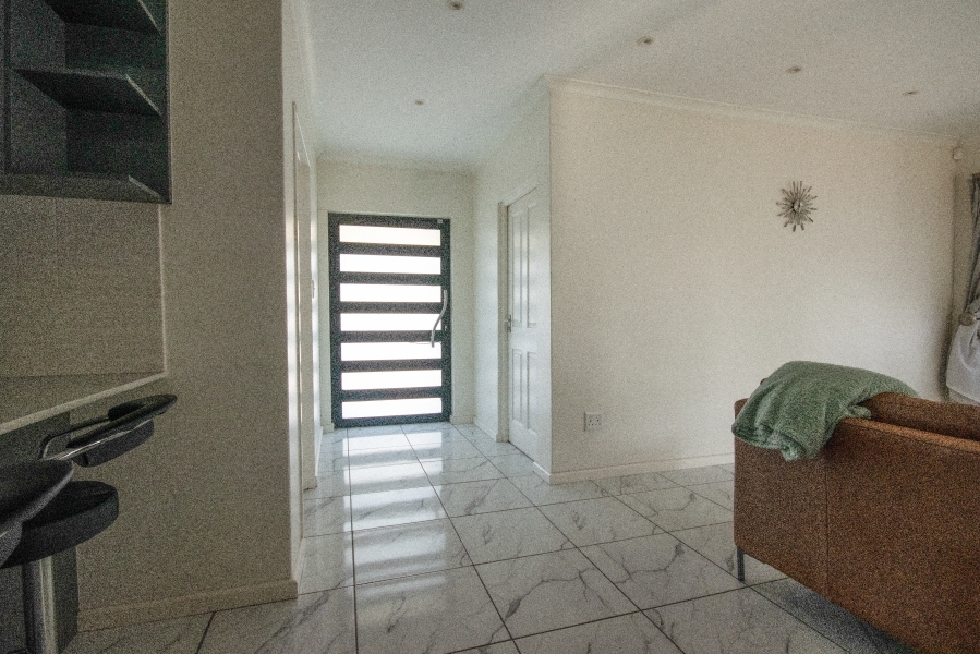 To Let 3 Bedroom Property for Rent in Annandale Western Cape